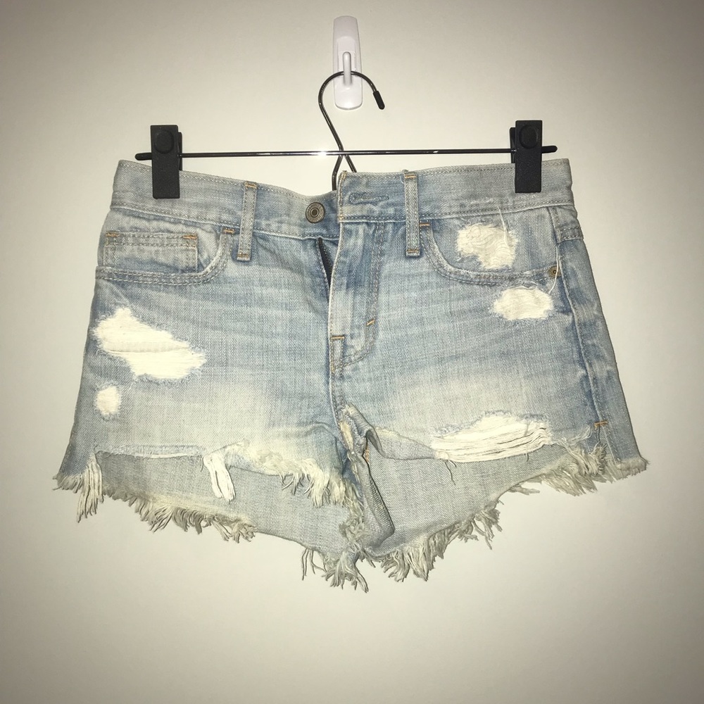Light wash Denim jean shorts